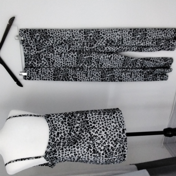 NWOT Ladies 2 piece pajama set - Picture 5 of 9